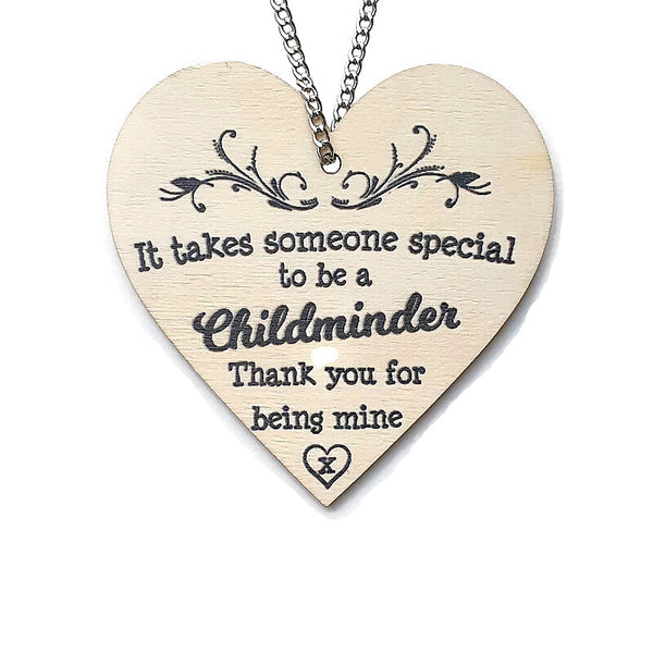 WOODEN HEART KEEPSAKE For Childminders